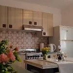 Ana 2 * Макарска